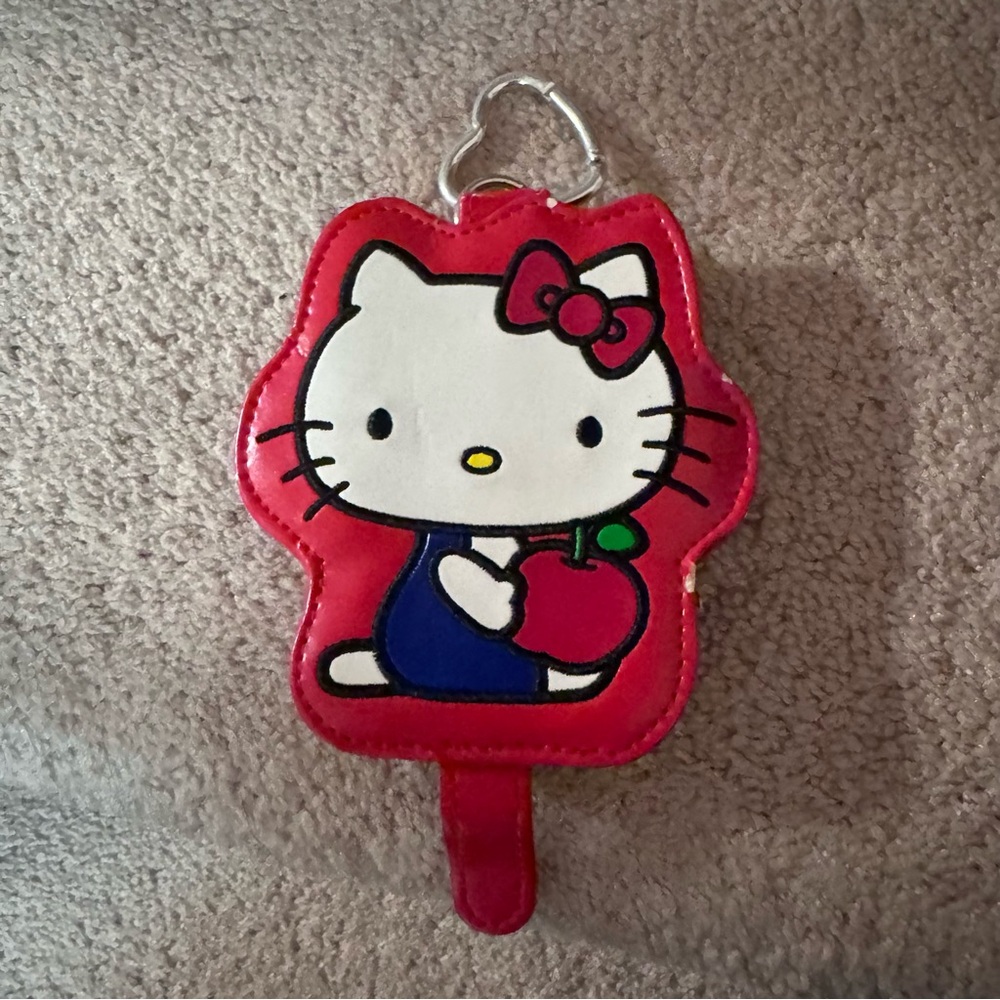 Hello Kitty Small Purse - Picture 5 of 6